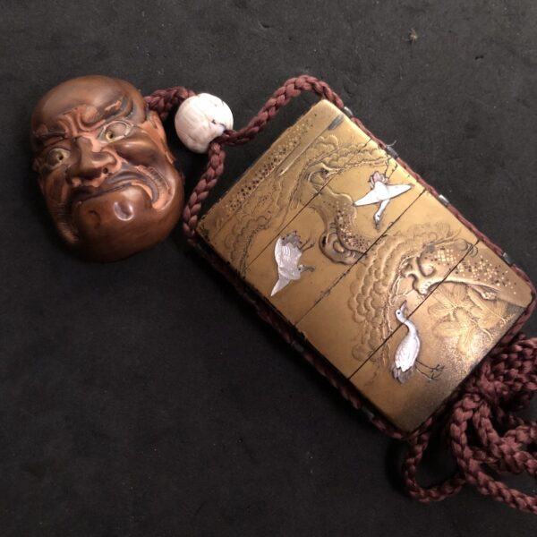 Inro mit Netsuke